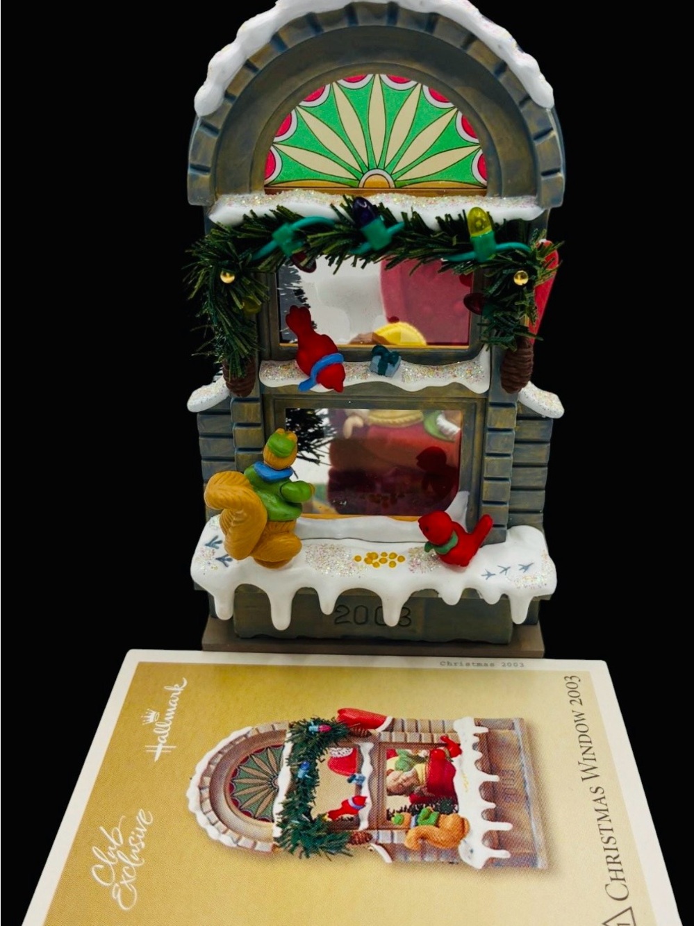 Hallmark Christmas Window 2003 Holiday Decorative Figurine - Multi